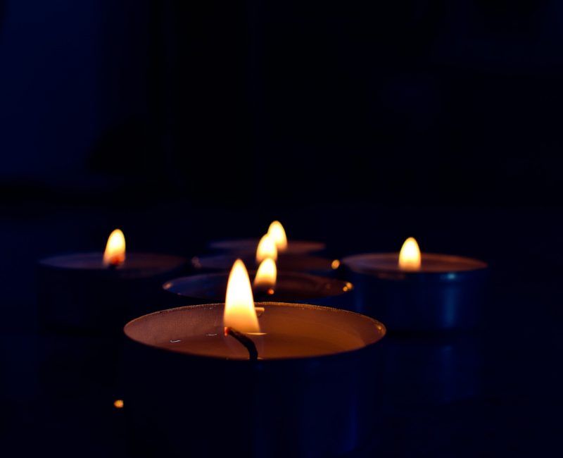 Ein Oster-NACHT-Gottesdienst – Von dem Dunkel der Trauer hinein in das Licht der Freude