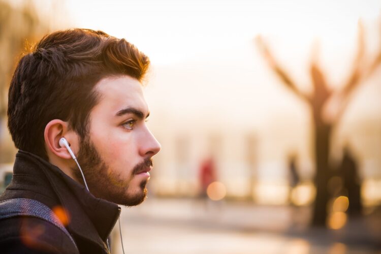 Hörend entscheiden - Der Stimme Gottes im Leben Raum geben