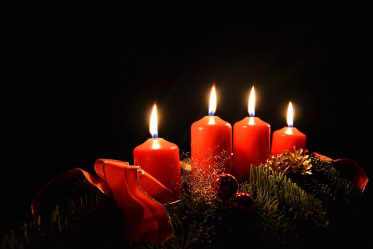 Advent: Hände hoch zum Jubeln!