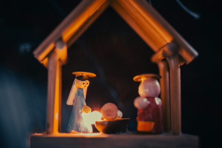  Krippenspiel: Auf der Suche nach dem Friedenskönig